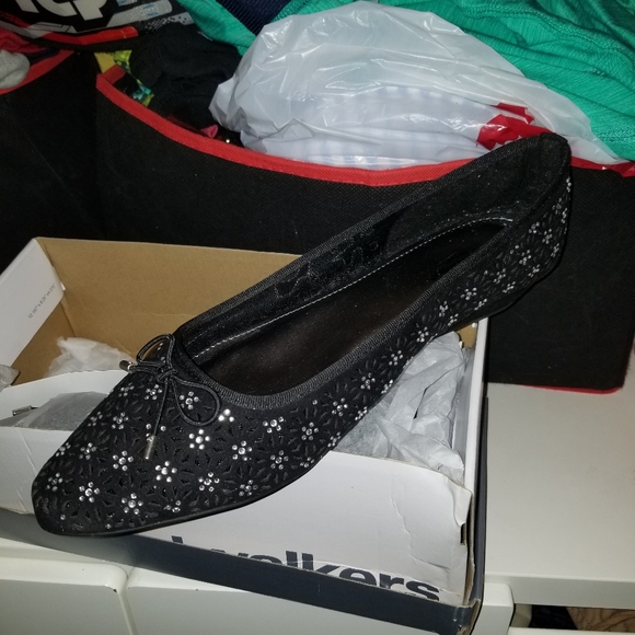 Shoes - Picture 9 of 13